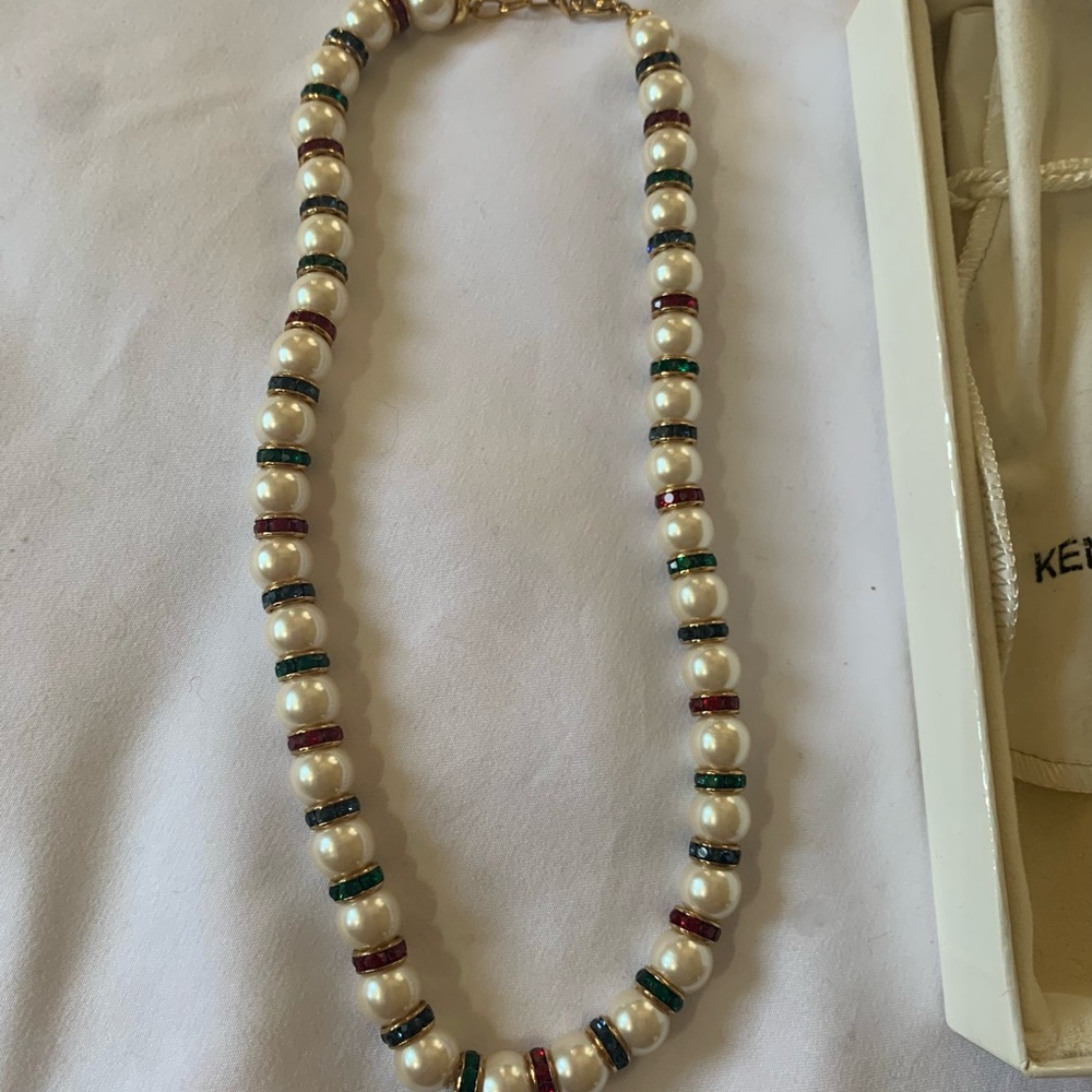 Kenneth Jay Lane Pearl necklace